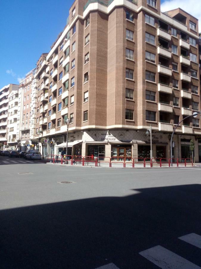 Apartamento Ayuntamiento Логроньо Екстериор снимка